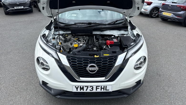 Nissan Juke 1.0 DiG-T 114 Acenta 5dr DCT Petrol Hatchback